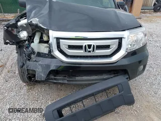 2011 Honda Pilot EX-L with VIN 5FNYF4H59BB039862, listed as a IAAI auction lot 42048218 with 174,102 mi miles and . Bid and sale history available at carsss.com. Image 6.