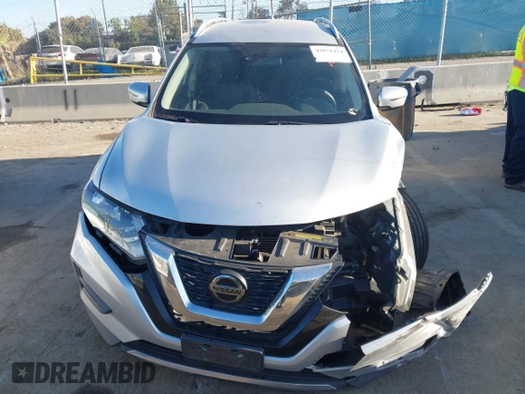 2019 Nissan Rogue SV with VIN JN8AT2MT9KW263622, listed as a IAAI auction lot 42021454 with 60,825 mi miles. Bid and sale history available at carsss.com. Image 12.