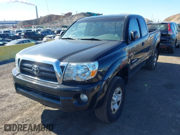 2006 Toyota Tacoma PreRunner z VIN 5TETU62N76Z314606, wystawiony jako IAAI lot #41647446 z przebiegiem 119 769 mil mil oraz . Historia ofert i sprzedaży dostępna na DreamBid. Obrazek 18.