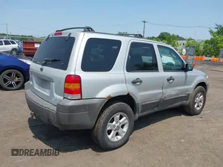 2006 Ford Escape XLT with VIN 1FMCU03166KB34803, listed as a IAAI auction lot 42425651 with 178,008 mi miles and . Bid and sale history available at DreamBid. Image 4.