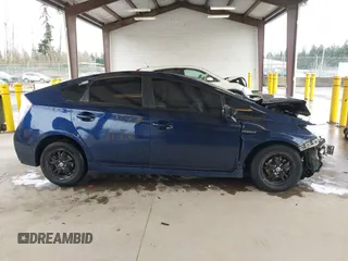 2015 Toyota Prius Four with VIN JTDKN3DU0F1996525, listed as a IAAI auction lot 41788534 with 322,072 mi miles. Bid and sale history available at carsss.com. Image 12.