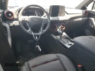 2025 Chevrolet Blazer RS z VIN 3GNKBERSXSS191207, wystawiony jako Copart lot #60228005 z przebiegiem 1 683 mil mil oraz Szkoda całkowita • Salvage title. Historia ofert i sprzedaży dostępna na DreamBid. Obrazek 8.
