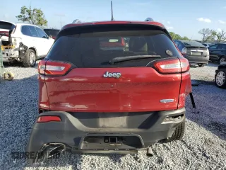 2015 Jeep Cherokee Latitude with VIN 1C4PJLCS4FW602139, listed as a Copart auction lot 51831915 with 138,910 mi miles and Salvage Title. Bid and sale history available at carsss.com. Image 6.
