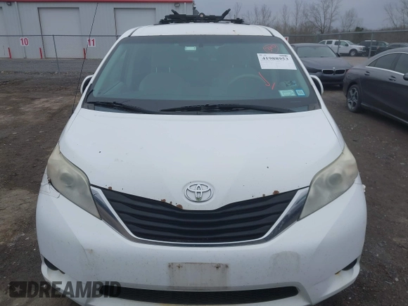 2012 Toyota Sienna LE AAS with VIN 5TDKK3DC0CS232950, listed as a IAAI auction lot 41988953 with 315,165 mi miles. Bid and sale history available at carsss.com. Image 12.