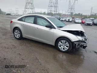2014 Chevrolet Cruze LS z VIN 1G1PA5SG1E7263236, wystawiony jako IAAI lot #42232936 z przebiegiem 25 133 mil mil oraz . Historia ofert i sprzedaży dostępna na DreamBid. Obrazek 1.