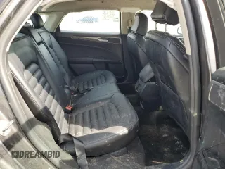 2020 Ford Fusion SEL z VIN 3FA6P0CD8LR138190, wystawiony jako Copart lot #49266445 z przebiegiem 145 381 mil mil oraz Szkoda całkowita • Salvage title. Historia ofert i sprzedaży dostępna na DreamBid. Obrazek 10.