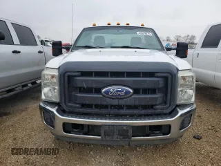 2016 Ford F-350 with VIN 1FDRF3G6XGEB70733, listed as a Copart auction lot 45679275 with 202,756 mi miles and Salvage title. Bid and sale history available at DreamBid. Image 5.