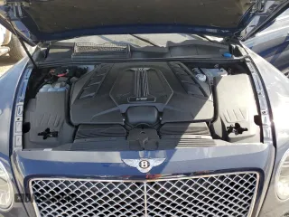 2020 Bentley Bentayga V8 z VIN SJAAM2ZV5LC027993, wystawiony jako Copart lot #75061544 z przebiegiem Nie podano mil oraz Nie do naprawy • Non repairable. Historia ofert i sprzedaży dostępna na DreamBid. Obrazek 11.