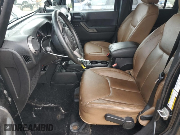 2013 Jeep Wrangler Unlimited Sahara with VIN 1C4BJWEG8DL584909, listed as a Copart auction lot 58520555 with 91,633 mi miles and Salvage title. Bid and sale history available at DreamBid. Image 7.