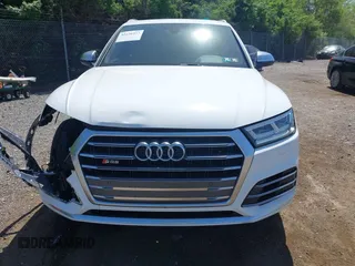 2019 Audi SQ5 Premium Plus z VIN WA1B4AFY4K2002089, wystawiony jako IAAI lot #42126337 z przebiegiem 60 116 mil mil oraz . Historia ofert i sprzedaży dostępna na DreamBid. Obrazek 13.
