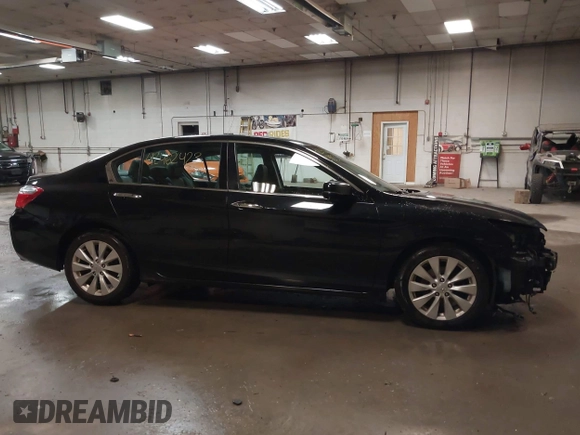 2013 Honda Accord Touring with VIN 1HGCR3F90DA034127, listed as a IAAI auction lot 42462423 with 266,974 mi miles and . Bid and sale history available at DreamBid. Image 14.