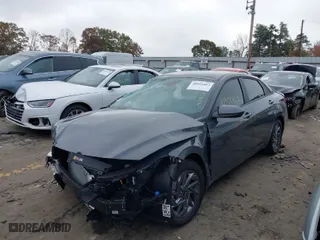 2024 Hyundai Elantra SEL with VIN KMHLM4DG9RU830705, listed as a IAAI auction lot 40952462 with 2,762 mi miles. Bid and sale history available at carsss.com. Image 2.