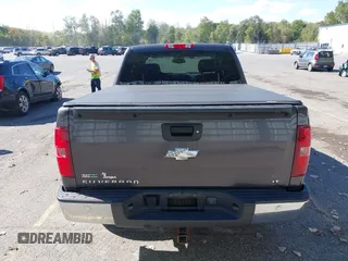 2011 Chevrolet Silverado 1500 LT with VIN 1GCPKSE37BF135726, listed as a IAAI auction lot 40485051 with 137,662 mi miles and . Bid and sale history available at DreamBid. Image 16.
