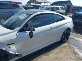 2018 BMW M4 z VIN WBS4Y9C56JAA92518, wystawiony jako IAAI lot #41887765 z przebiegiem 62 890 mil mil oraz . Historia ofert i sprzedaży dostępna na DreamBid. Obrazek 18.