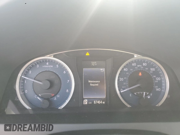 2016 Toyota Camry XLE with VIN 4T4BF1FKXGR573367, listed as a Copart auction lot 51840005 with 87,464 mi miles and Salvage Title. Bid and sale history available at DreamBid. Image 9.