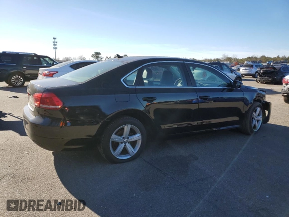 2012 Volkswagen Passat SE with VIN 1VWBP7A36CC061293, listed as a Copart auction lot 88065715 with 100,640 mi miles and Salvage Title. Bid and sale history available at carsss.com. Image 3.