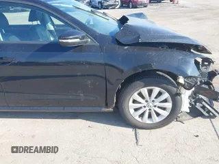 2012 Volkswagen Passat S with VIN 1VWAP7A39CC023813, listed as a IAAI auction lot 42007470 with 165,737 mi miles and . Bid and sale history available at DreamBid. Image 17.