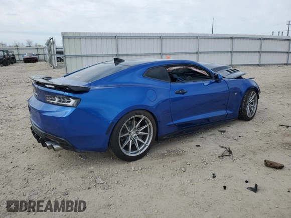 2016 Chevrolet Camaro 2SS z VIN 1G1FH1R73G0179274, wystawiony jako Copart lot #55268815 z przebiegiem 61 654 mil mil oraz Czysty tytuł • Clean title. Historia ofert i sprzedaży dostępna na DreamBid. Obrazek 3.