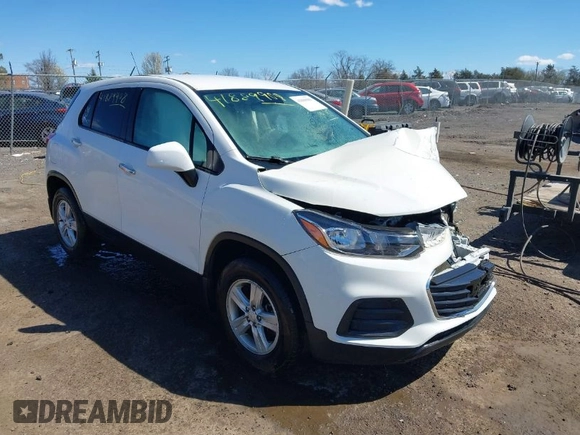 2020 Chevrolet Trax LS with VIN KL7CJNSB1LB090397, listed as a IAAI auction lot 41889908 with 100,435 mi miles. Bid and sale history available at carsss.com. Image 1.