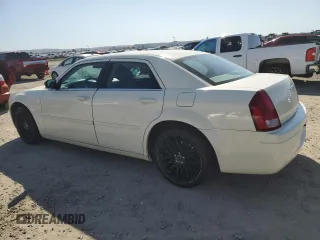 2005 Chrysler 300 with VIN 2C3JA43R75H161102, listed as a Copart auction lot 50101015 with 88,027 mi miles and Salvage Title. Bid and sale history available at carsss.com. Image 2.