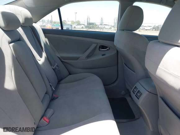 2011 Toyota Camry Hybrid with VIN 4T1BB3EK0BU139776, listed as a IAAI auction lot 42096254 with 222,497 mi miles. Bid and sale history available at carsss.com. Image 8.