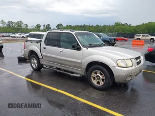 2002 Ford Explorer Sport Trac Value z VIN 1FMZU67E62UC95015, wystawiony jako IAAI lot #42090296 z przebiegiem 181 243 mil mil oraz . Historia ofert i sprzedaży dostępna na DreamBid. Obrazek 1.