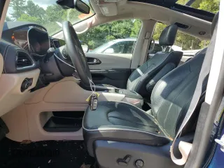 2022 Chrysler Pacifica Limited with VIN 2C4RC3GG4NR101672, listed as a Copart auction lot 66140534 with 26,647 mi miles and Salvage title. Bid and sale history available at DreamBid. Image 7.
