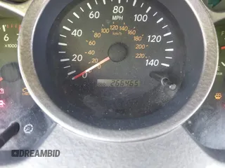 2003 Toyota Highlander с VIN JTEGD21A130064702, выставлен на аукционе IAAI как лот 42385593 с пробегом 266 465 миль миль и . История ставок и продаж доступна на DreamBid. Изображение 7.