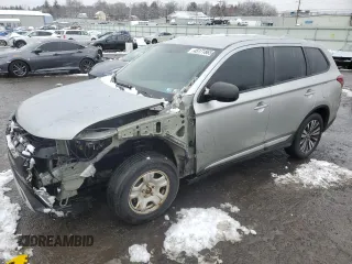 2020 Mitsubishi Outlander ES with VIN JA4AD2A31LZ009202, listed as a Copart auction lot 45171865 with 125,726 mi miles and Salvage Title. Bid and sale history available at carsss.com. Image 1.