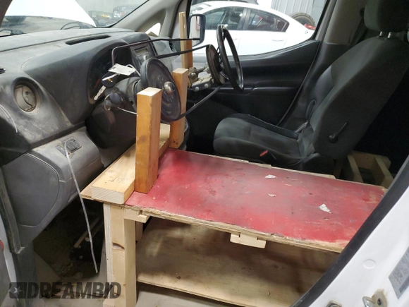 2017 Chevrolet City Express Cargo LT z VIN 3N63M0ZNXHK719712, wystawiony jako Copart lot #53817205 z przebiegiem 203 198 mil mil oraz Nie do naprawy • Non repairable. Historia ofert i sprzedaży dostępna na DreamBid. Obrazek 7.