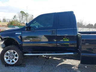 2007 Ford F-250 XL z VIN 1FTSX21P07EA97175, wystawiony jako IAAI lot #41477628 z przebiegiem 99 215 mil mil oraz . Historia ofert i sprzedaży dostępna na DreamBid. Obrazek 15.