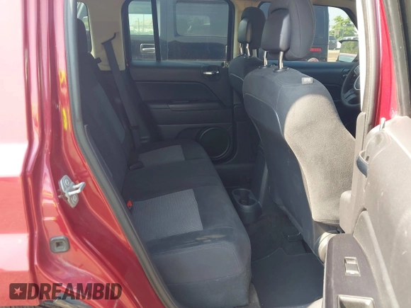 2015 Jeep Patriot Sport z VIN 1C4NJPBA9FD246757, wystawiony jako IAAI lot #42445710 z przebiegiem 122 629 mil mil oraz . Historia ofert i sprzedaży dostępna na DreamBid. Obrazek 8.