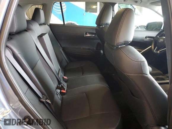 2022 Toyota Corolla Cross XLE z VIN 7MUDAABG3NV013642, wystawiony jako Copart lot #55118555 z przebiegiem 22 575 mil mil oraz Szkoda całkowita • Salvage title. Historia ofert i sprzedaży dostępna na DreamBid. Obrazek 11.