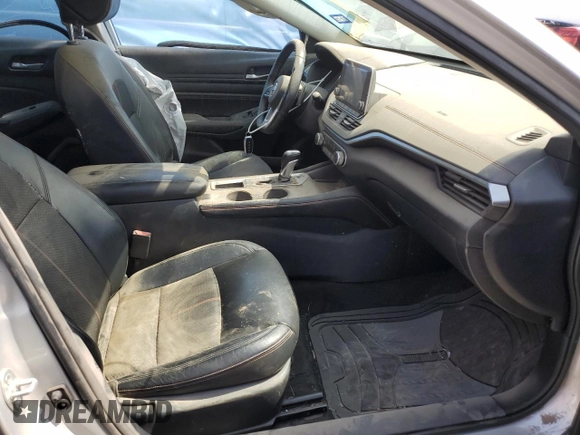 2019 Nissan Altima 2.5 SR with VIN 1N4BL4CV4KC106666, listed as a Copart auction lot 42619985 with 97,500 mi miles and Salvage Title. Bid and sale history available at carsss.com. Image 7.