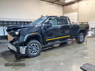 2024 GMC Sierra 2500HD SLE z VIN 1GT49ME76RF302794, wystawiony jako Copart lot #47388465 z przebiegiem Nie podano mil oraz Szkoda całkowita • Salvage title. Historia ofert i sprzedaży dostępna na DreamBid. Obrazek 1.