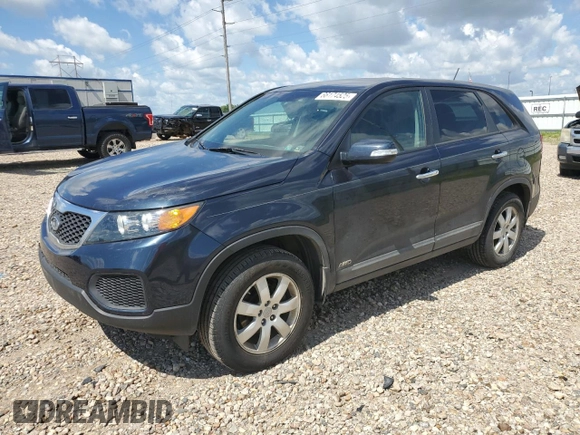 2013 Kia Sorento LX with VIN 5XYKTDA6XDG391488, listed as a Copart auction lot 66174525 with 152,633 mi miles and Clean title. Bid and sale history available at DreamBid. Image 1.