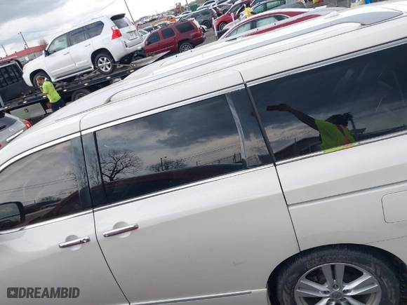 2016 Nissan Quest SV with VIN JN8AE2KP6G9154265, listed as a IAAI auction lot 41881283 with 193,186 mi miles. Bid and sale history available at carsss.com. Image 15.