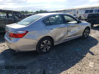 2013 Honda Accord LX z VIN 1HGCR2F39DA264948, wystawiony jako Copart lot #56367715 z przebiegiem 137 106 mil mil oraz Szkoda całkowita • Salvage title. Historia ofert i sprzedaży dostępna na DreamBid. Obrazek 3.