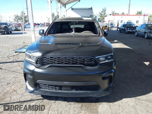 2021 Dodge Durango SRT Hellcat z VIN 1C4SDJH99MC818692, wystawiony jako IAAI lot #41070204 z przebiegiem 12 105 mil mil oraz . Historia ofert i sprzedaży dostępna na DreamBid. Obrazek 13.