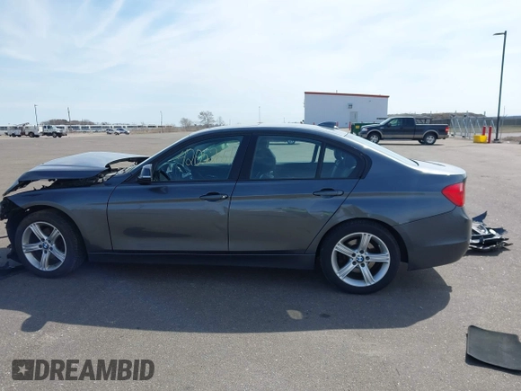 2014 BMW 3 Series 328i xDrive with VIN WBA3B5C50EP540357, listed as a IAAI auction lot 42052651 with 139,971 mi miles and . Bid and sale history available at DreamBid. Image 14.