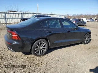 2022 Volvo S60 Momentum with VIN 7JRL12TZ7NG187205, listed as a Copart auction lot 46633665 with 15,477 mi miles and Salvage Title. Bid and sale history available at carsss.com. Image 3.