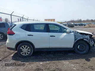 2017 Nissan Rogue SV with VIN KNMAT2MV1HP533572, listed as a IAAI auction lot 41999948 with 190,216 mi miles. Bid and sale history available at carsss.com. Image 14.