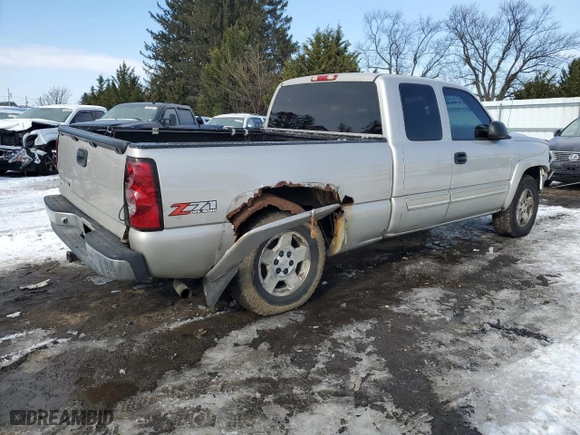 2006 Chevrolet Silverado 1500 LT1 with VIN 1GCEK19B56Z146182, listed as a Copart auction lot 87433354 with 145,843 mi miles and Salvage Title. Bid and sale history available at carsss.com. Image 3.