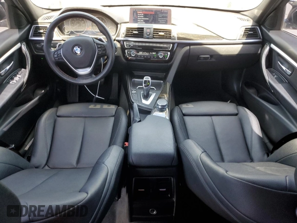 2018 BMW 3 Series 330i with VIN WBA8B9C54JK677077, listed as a Copart auction lot 60683205 with 71,120 mi miles and Salvage title. Bid and sale history available at DreamBid. Image 8.