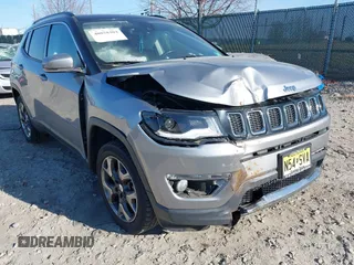2018 Jeep Compass Limited with VIN 3C4NJDCB8JT246385, listed as a IAAI auction lot 40858204 with Not provided miles and . Bid and sale history available at DreamBid. Image 6.