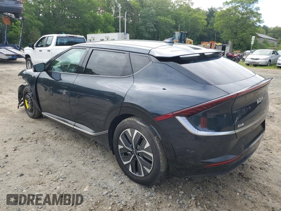 2024 Kia EV6 Wind z VIN KNDC3DLC6R5193465, wystawiony jako Copart lot #56941845 z przebiegiem 12 703 mil mil oraz Nie do naprawy • Non repairable. Historia ofert i sprzedaży dostępna na DreamBid. Obrazek 2.