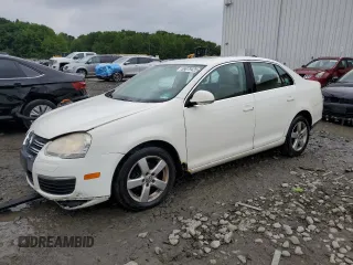 2008 Volkswagen Jetta SE with VIN 3VWRM71K48M003901, listed as a Copart auction lot 59079425 with 137,751 mi miles and Salvage title. Bid and sale history available at DreamBid. Image 1.