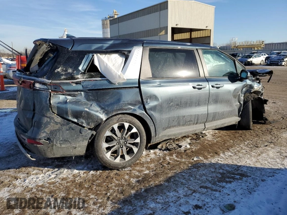 2022 Kia Carnival EX with VIN KNDNC5H3XN6138075, listed as a Copart auction lot 38982654 with 0 mi miles and Salvage Title. Bid and sale history available at carsss.com. Image 3.
