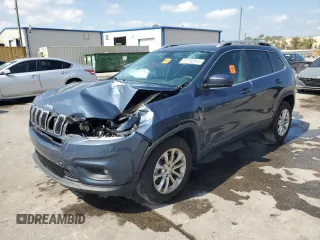 2019 Jeep Cherokee Latitude z VIN 1C4PJMCB7KD422598, wystawiony jako Copart lot #57703545 z przebiegiem 111 699 mil mil oraz Szkoda całkowita • Salvage title. Historia ofert i sprzedaży dostępna na DreamBid. Obrazek 1.