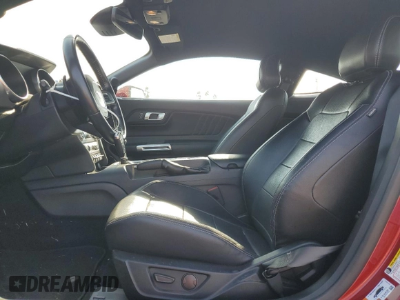 2021 Ford Mustang GT z VIN 1FA6P8CF4M5113873, wystawiony jako Copart lot #51390305 z przebiegiem 37 224 mil mil oraz Szkody całkowita. Historia ofert i sprzedaży dostępna na DreamBid. Obrazek 7.